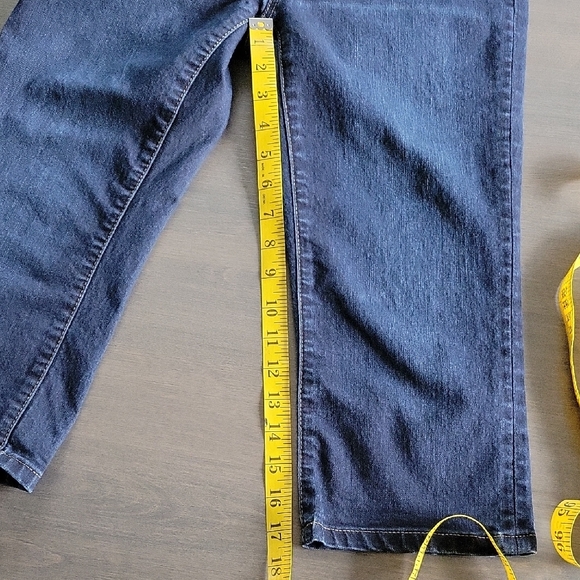 Revolution by Ricki's Dark Wash Denim Capris - Picture 12 of 13